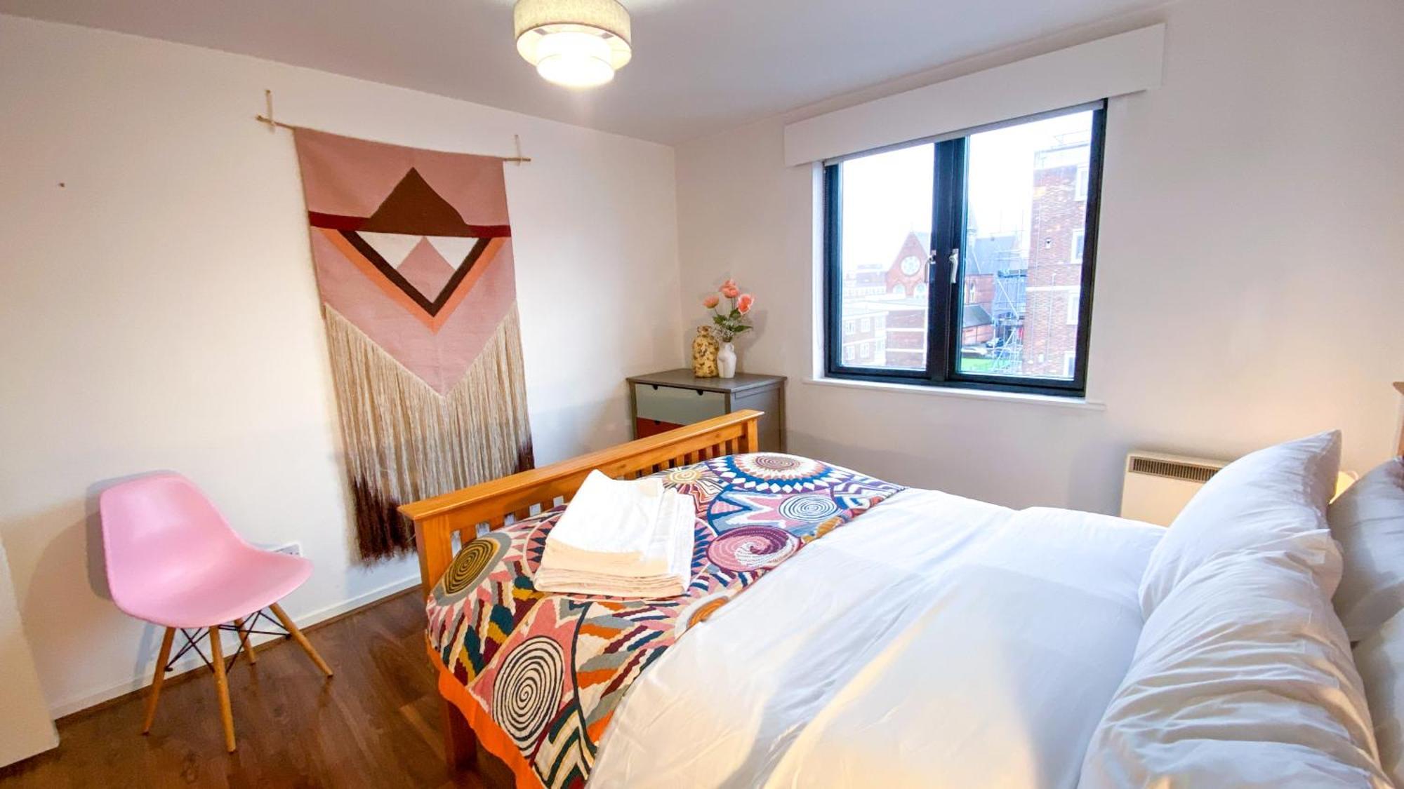 2 Bed Shoreditch Home With Parking Londra Esterno foto