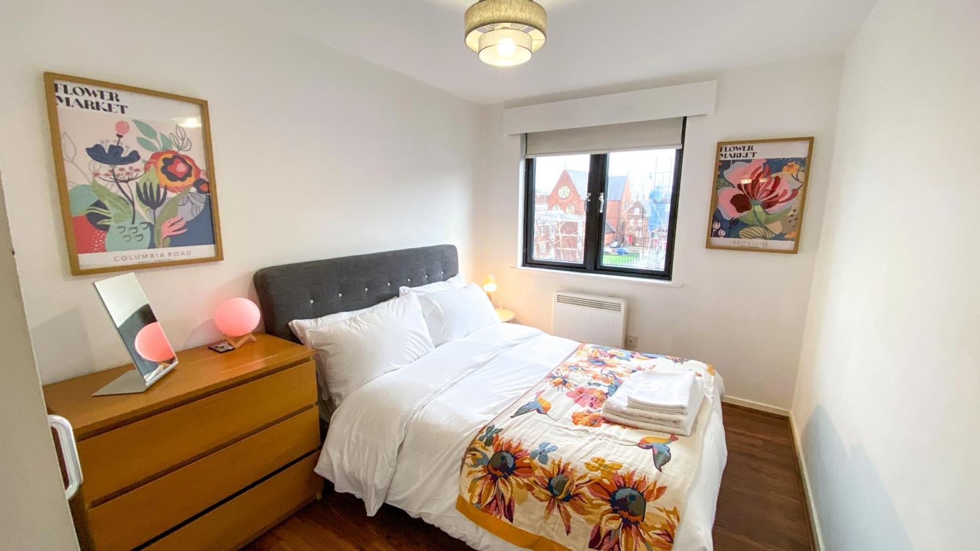 2 Bed Shoreditch Home With Parking Londra Esterno foto